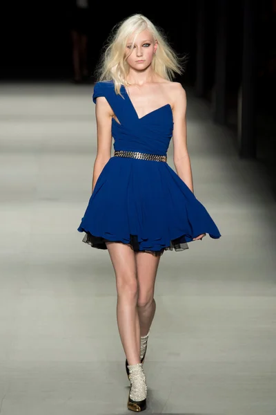 Look 34